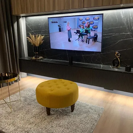 Luxury Wyszynskiego Apartment *