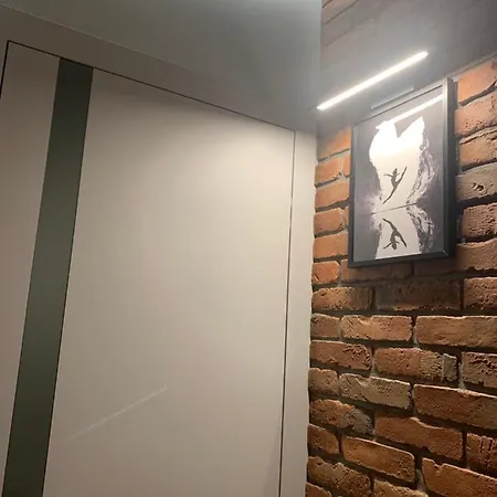 Luxury Wyszynskiego Daire *