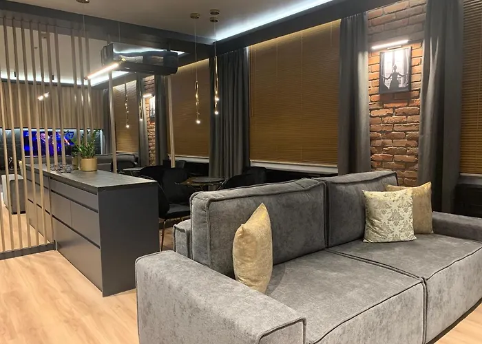 Apartment Luxury Wyszynskiego *